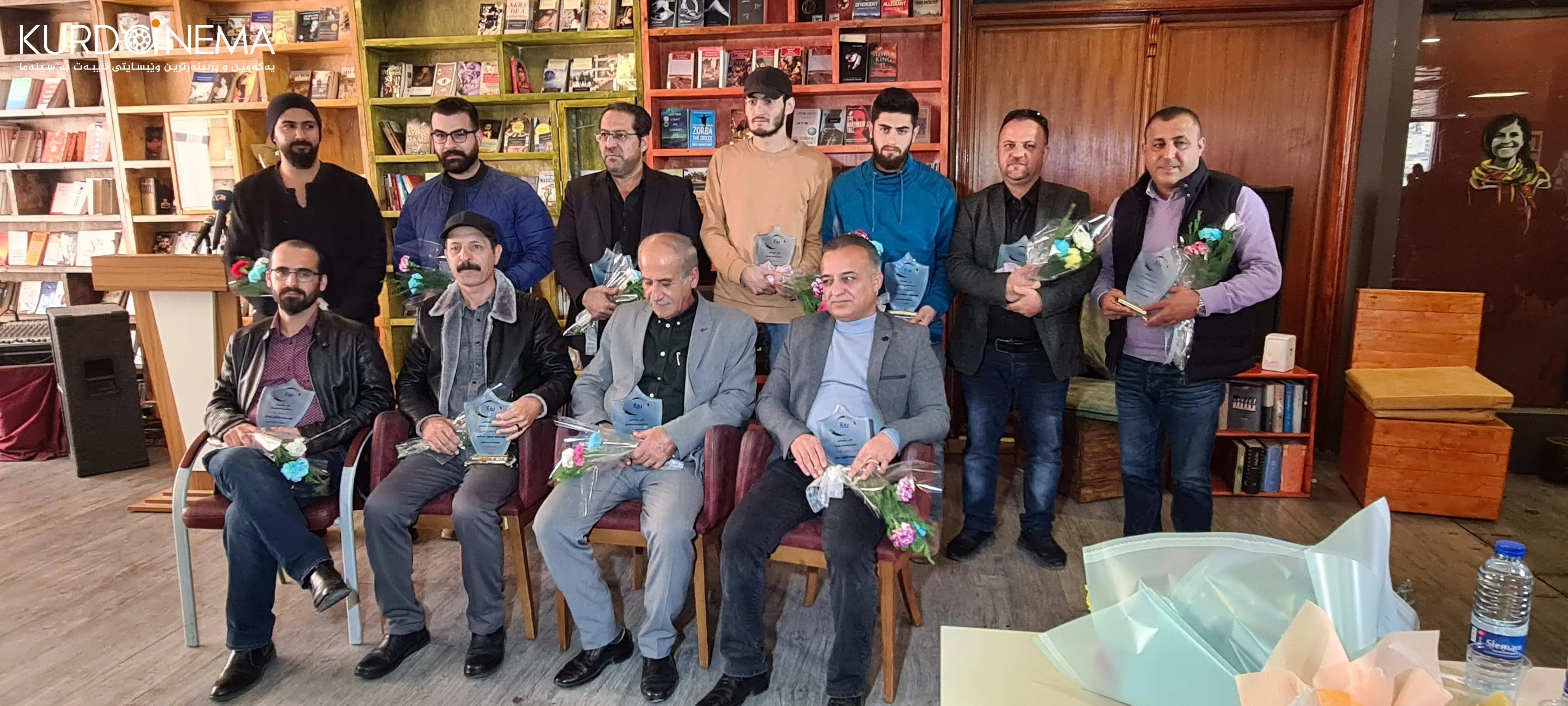 دوانزە دەرهێنەر خەڵات کران