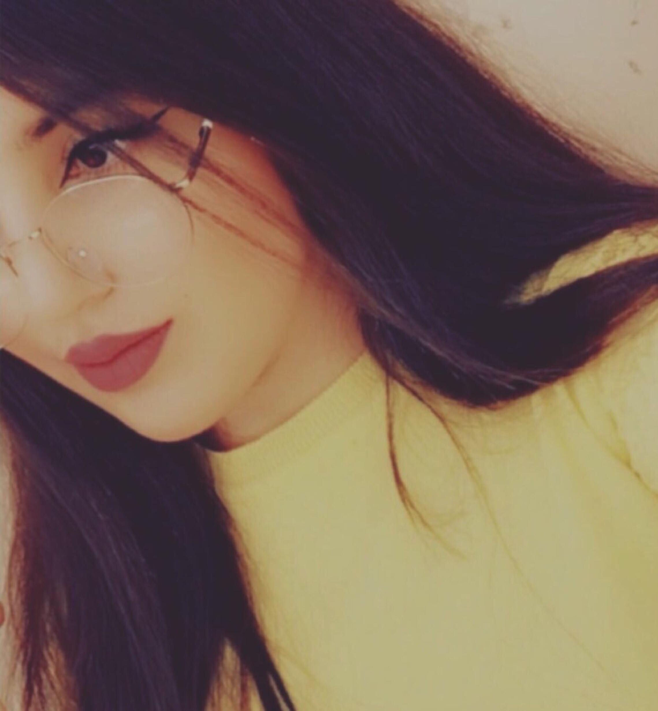 لەنیا جەلال