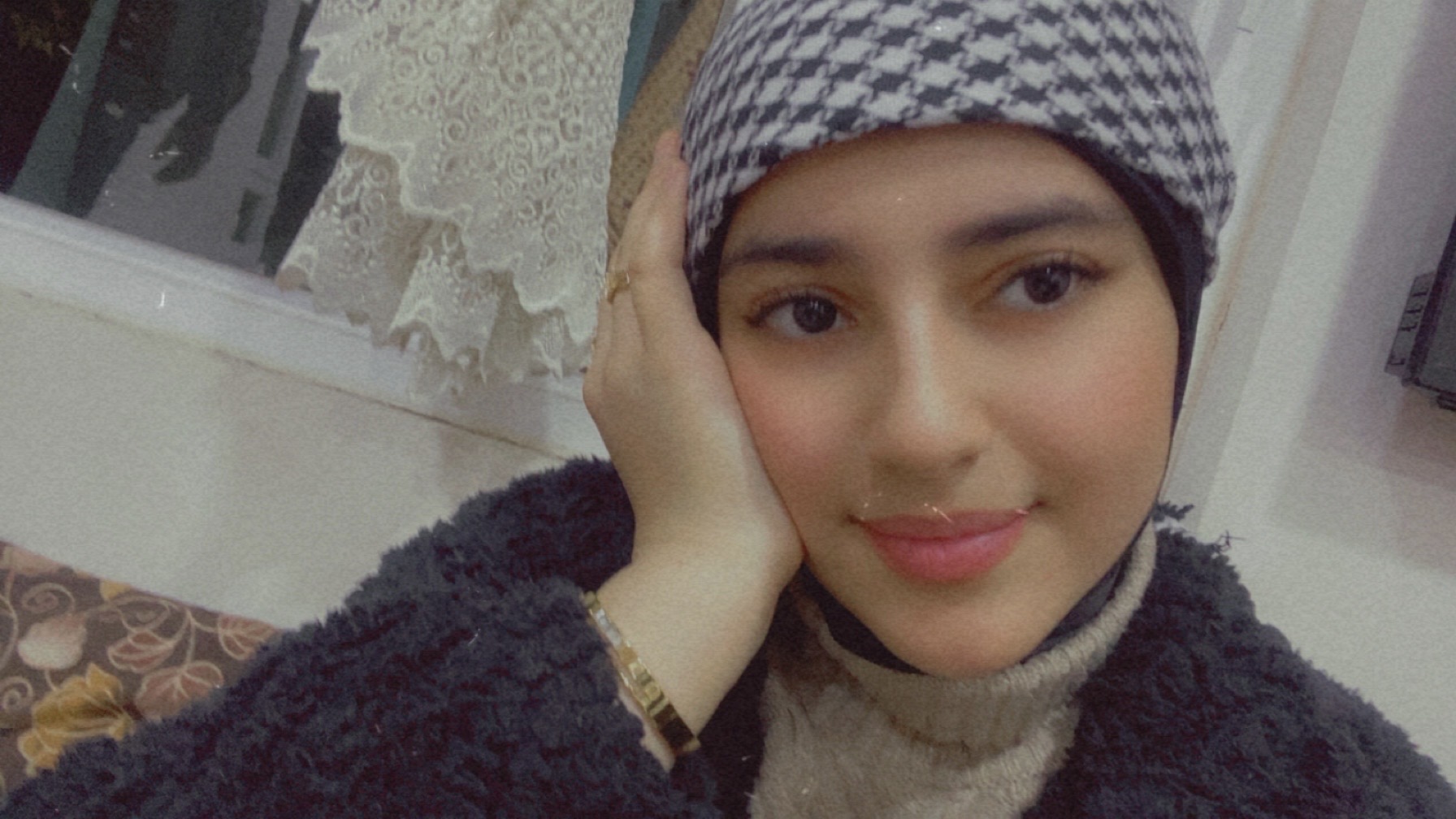 ﮼𝐛𝐚𝐥𝐚^_^𝐒𝐮𝐥𝐓𝐚𝐧🖤¡